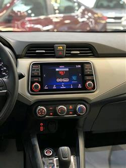 نيسان فيرسا